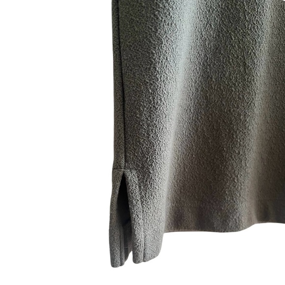 Club Monaco | Mock Neck Olive Green Tee | Women’s Size Medium - Picture 4 of 6